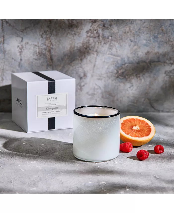 Signature Candle 15.5 oz - Champagne