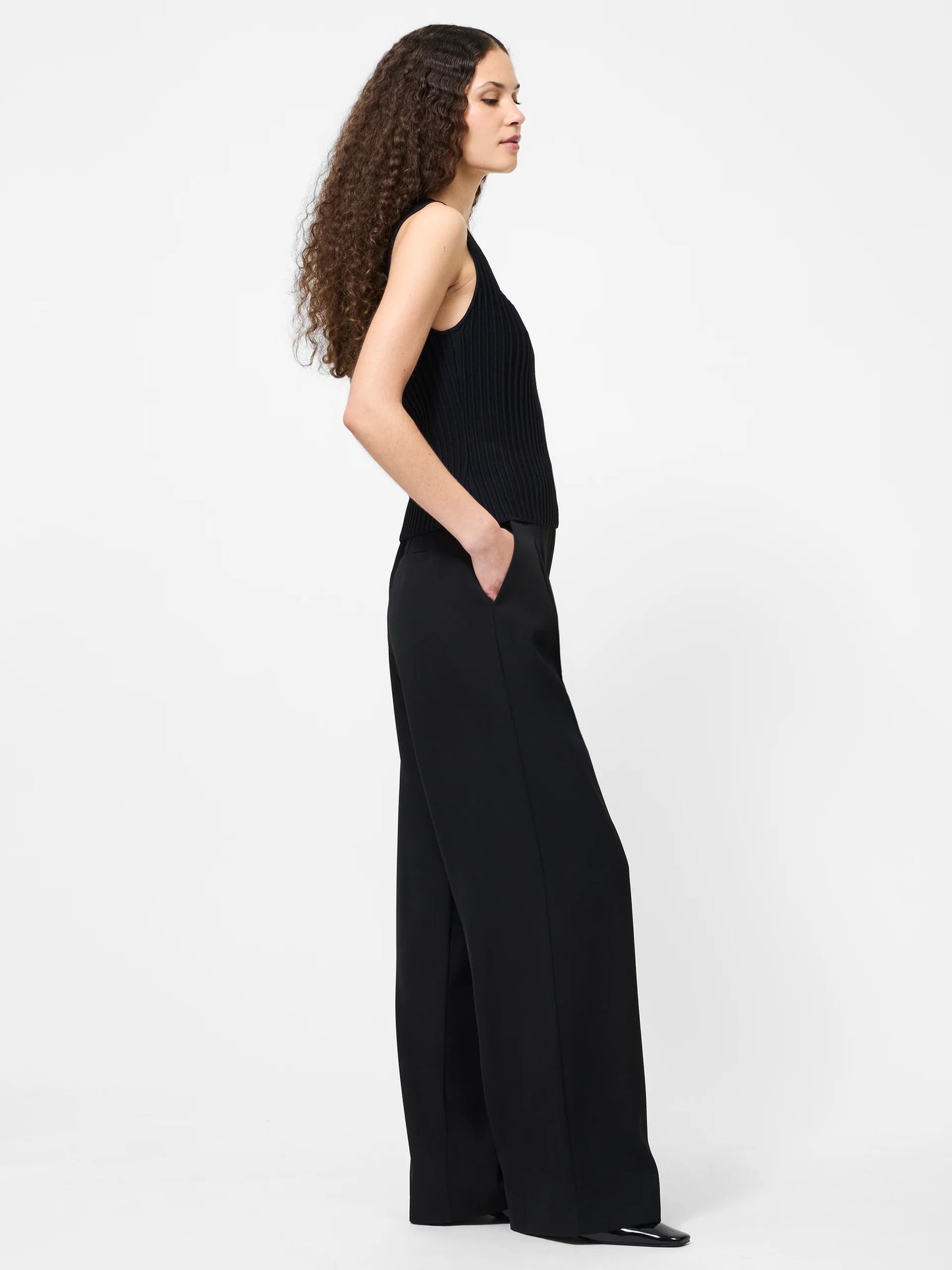 Ottoman Crinkle Sleeveless Top - Black
