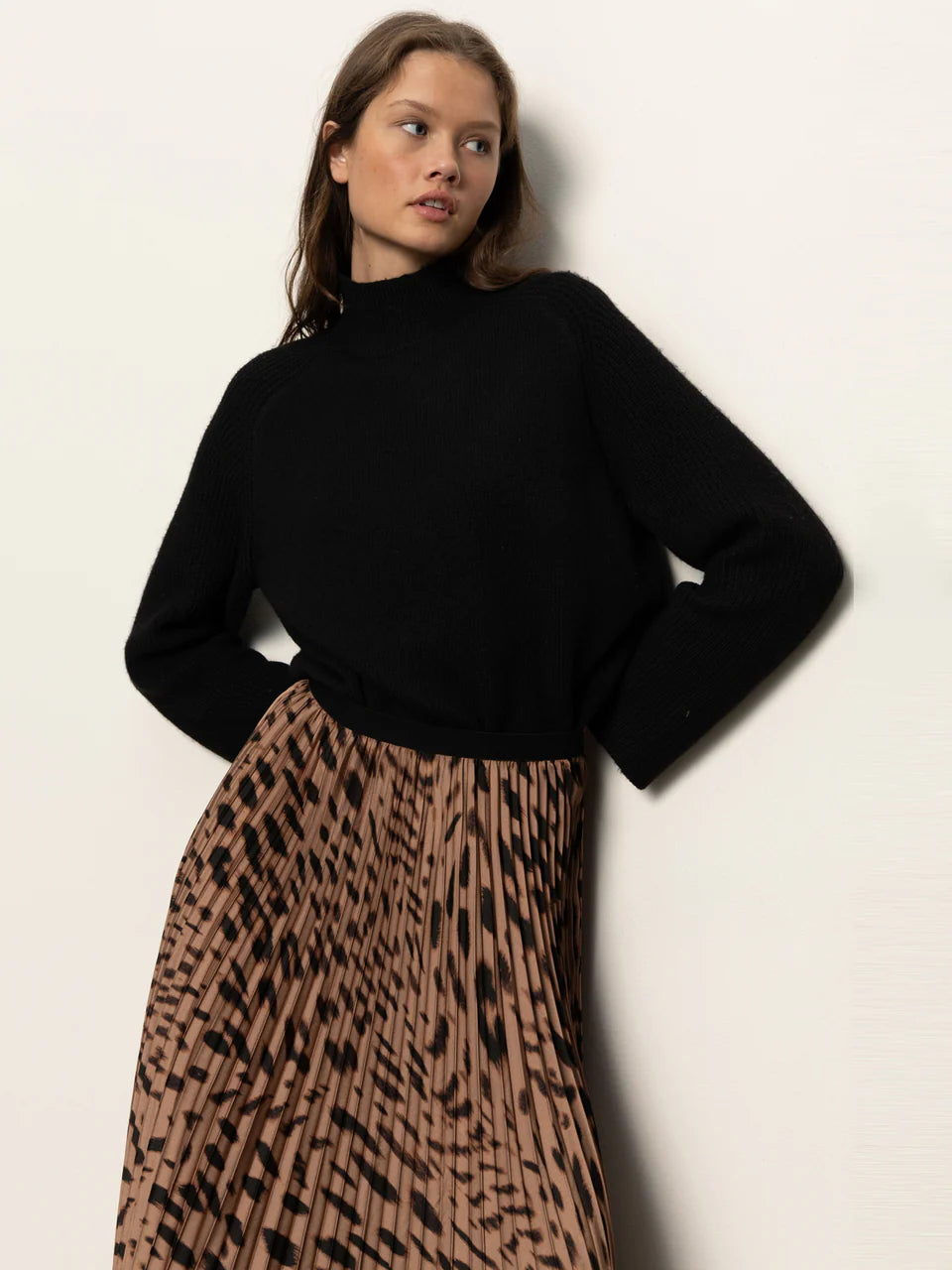 Nostalgia Pleated Midi Skirt - Mocha Leo