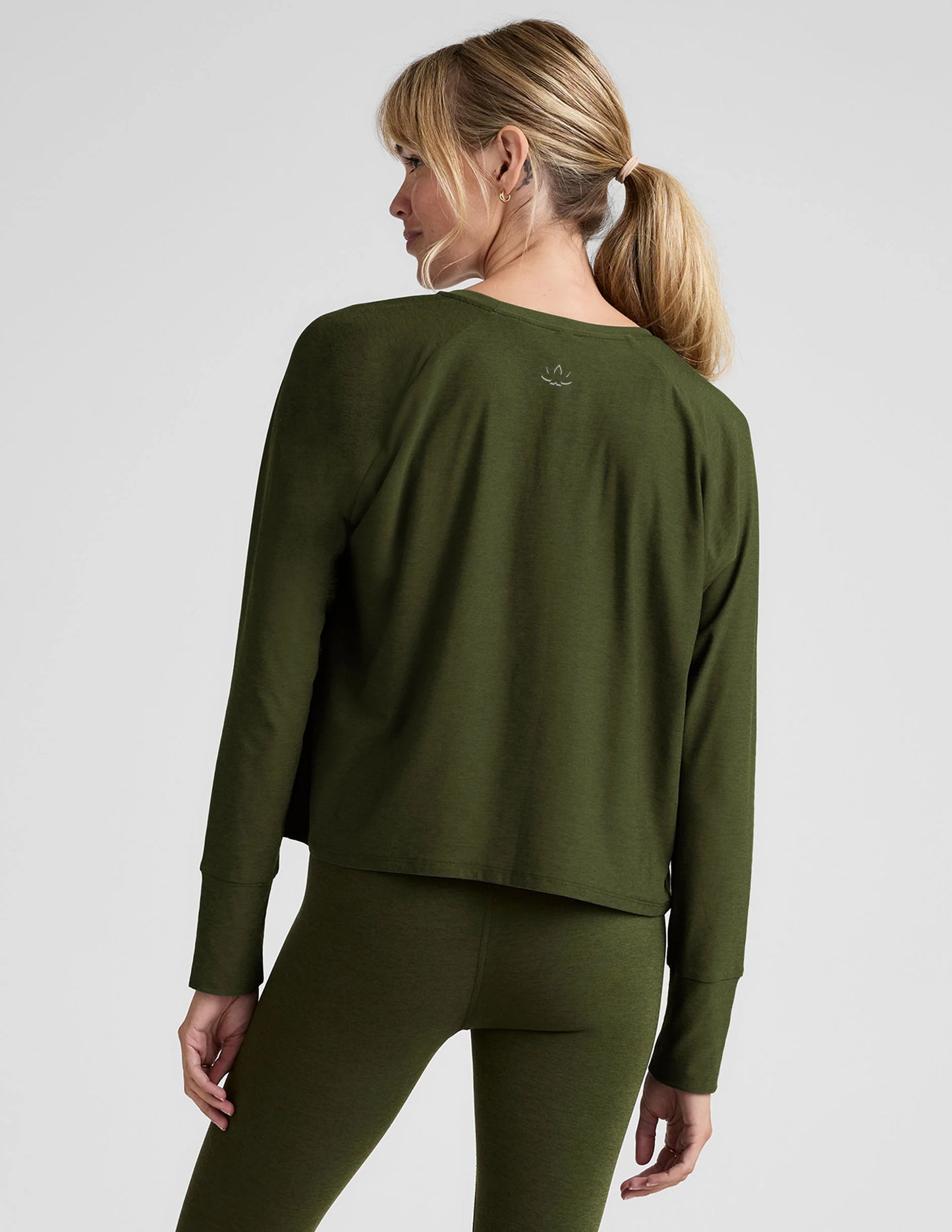 Featherweight Daydreamer Pullover - Army Green Heather
