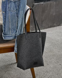 Hana Merino Wool Tote - Cumin Black