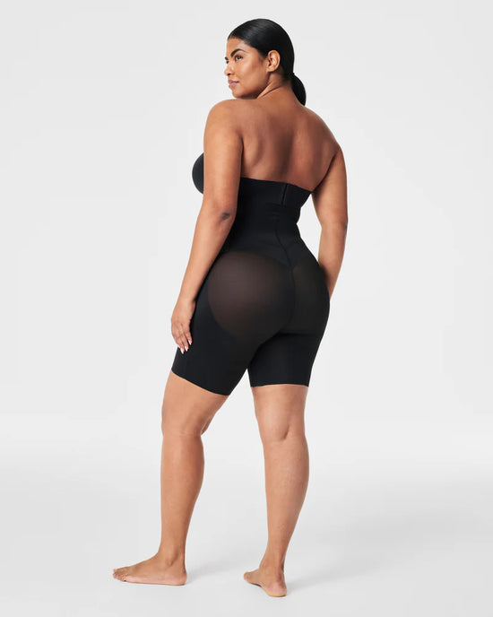 High Waisted Mid Thigh Short - Very Black