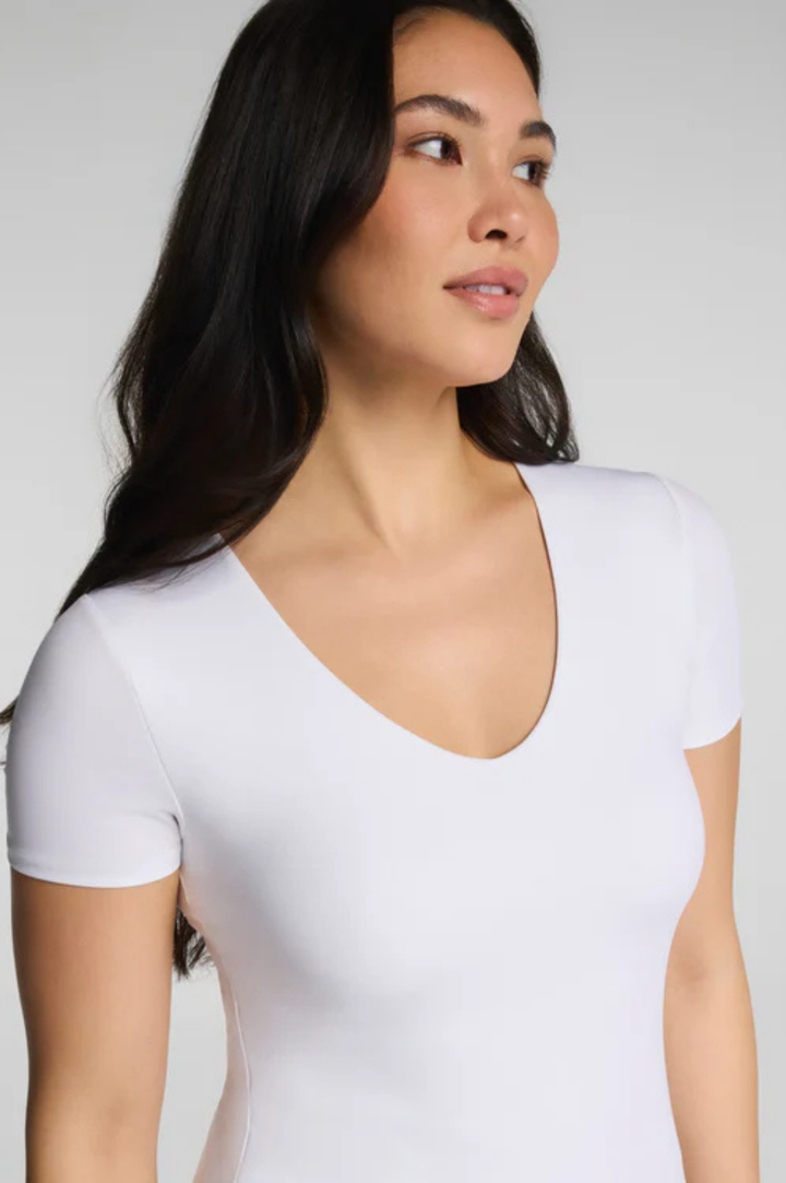 Spanxsmooth Jersey V-neck Tee - Classic White