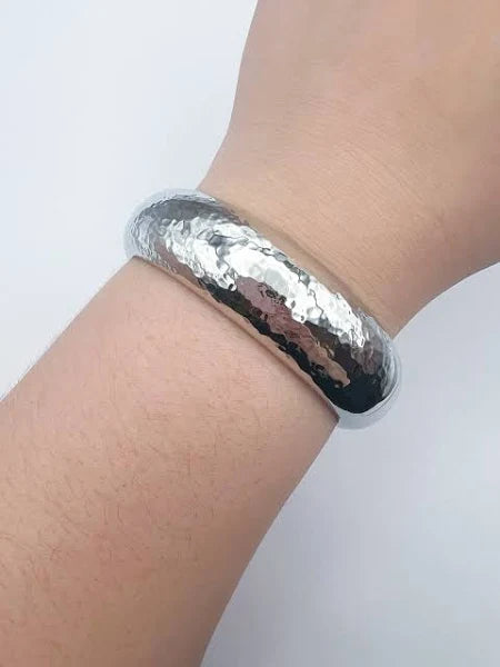 Hammered Bangle - Silver