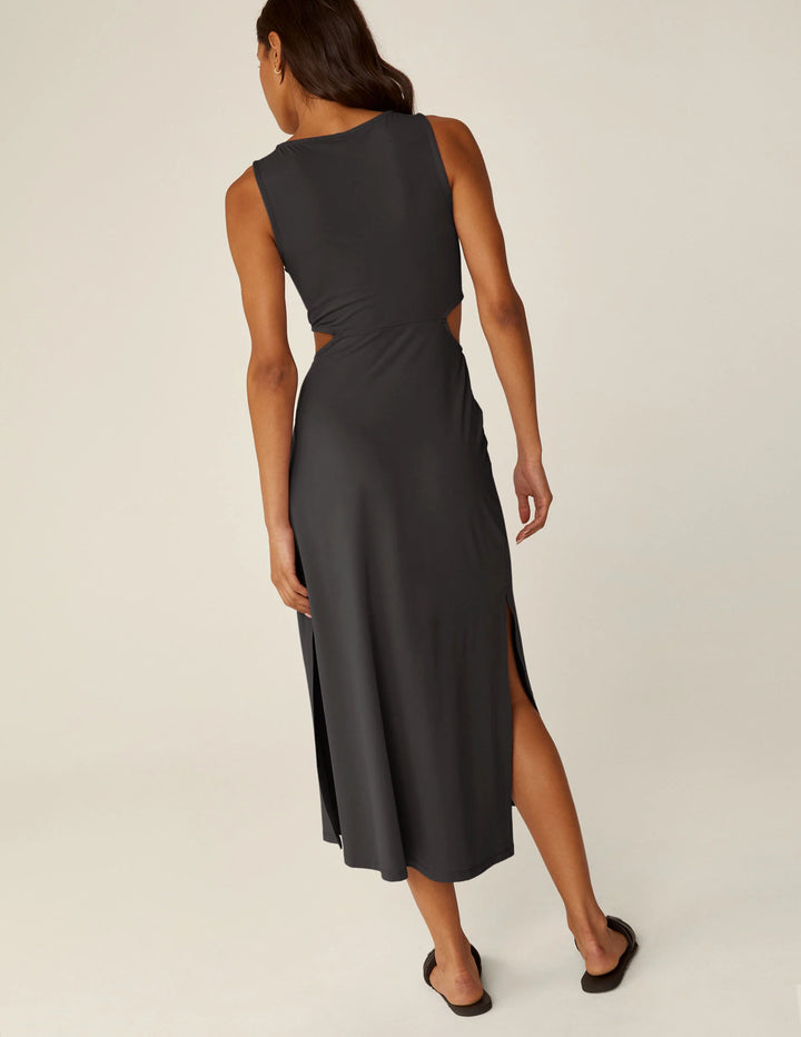 Around The World Front Twist Dress - Black