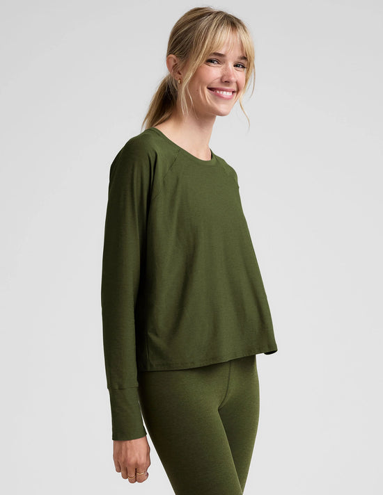 Featherweight Daydreamer Pullover - Army Green Heather