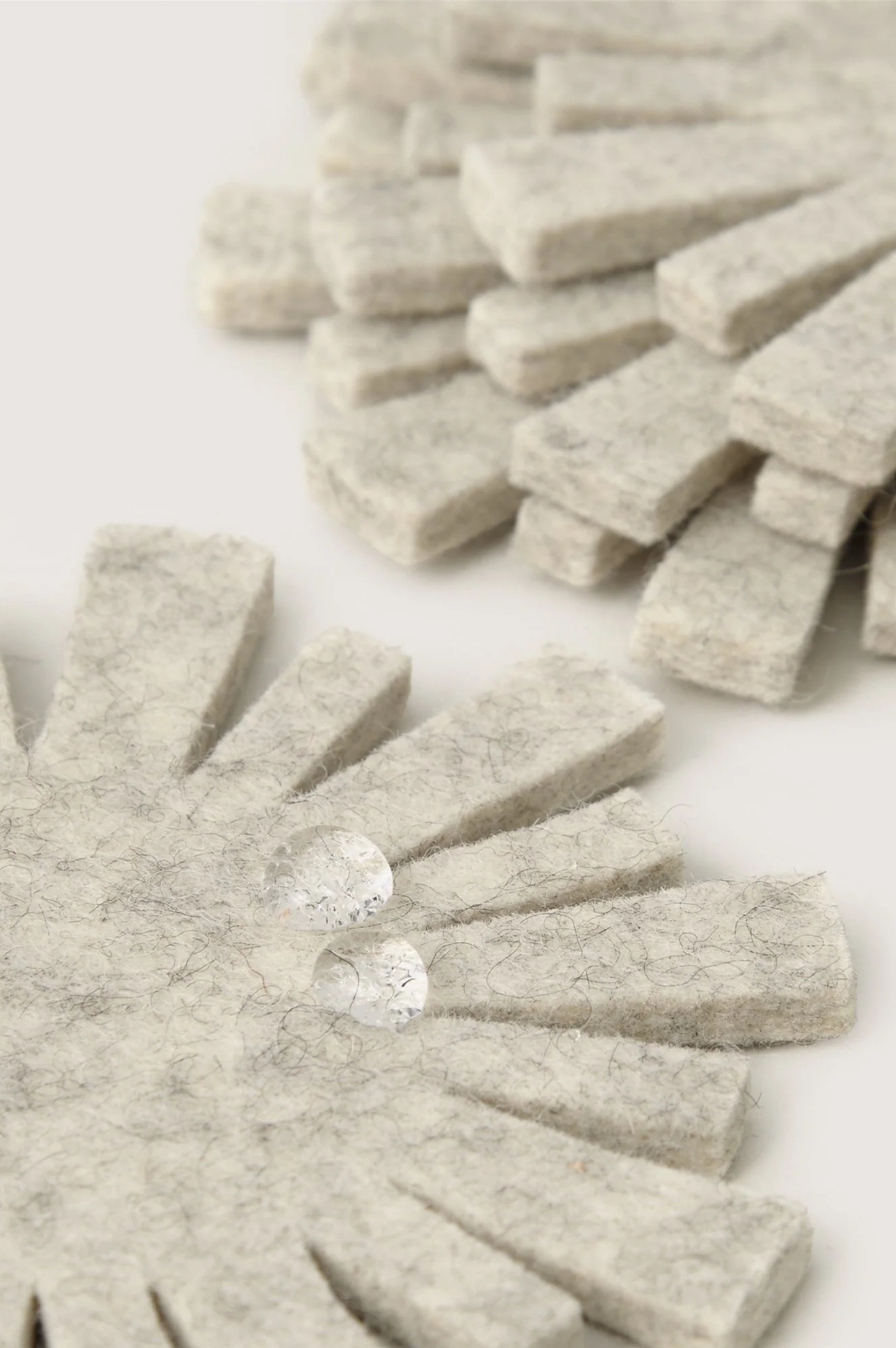 Merino Wool Starburst Coaster Solid 4 Pack - Heather White