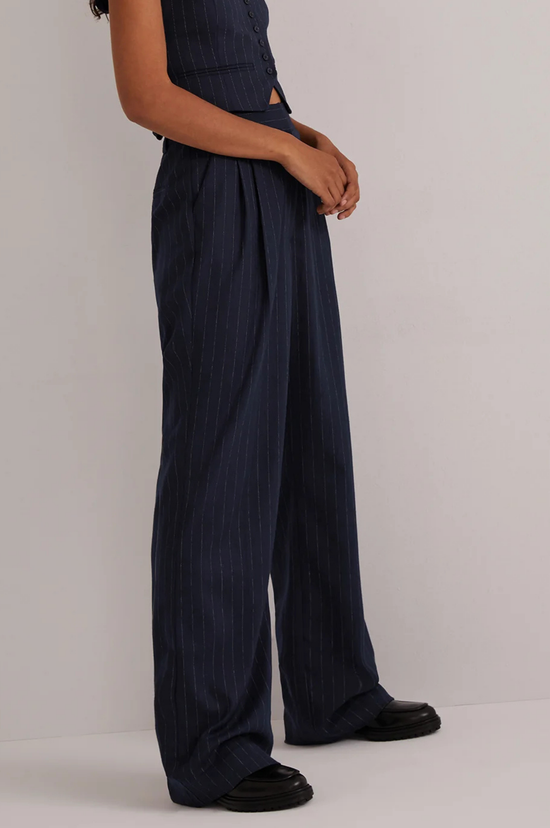 The Favorite Pant Petite - Navy Pinstripe