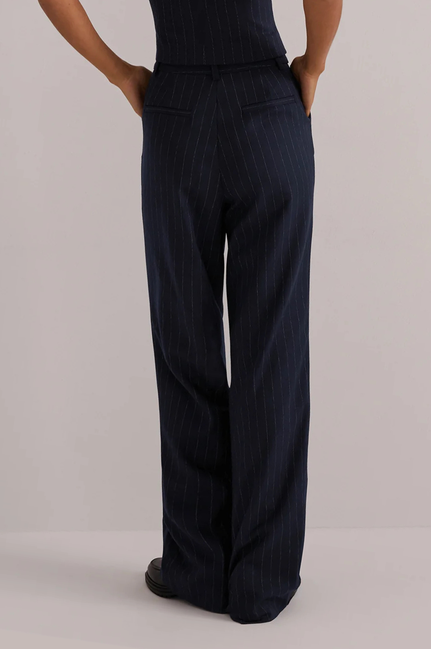 The Favorite Pant Petite - Navy Pinstripe