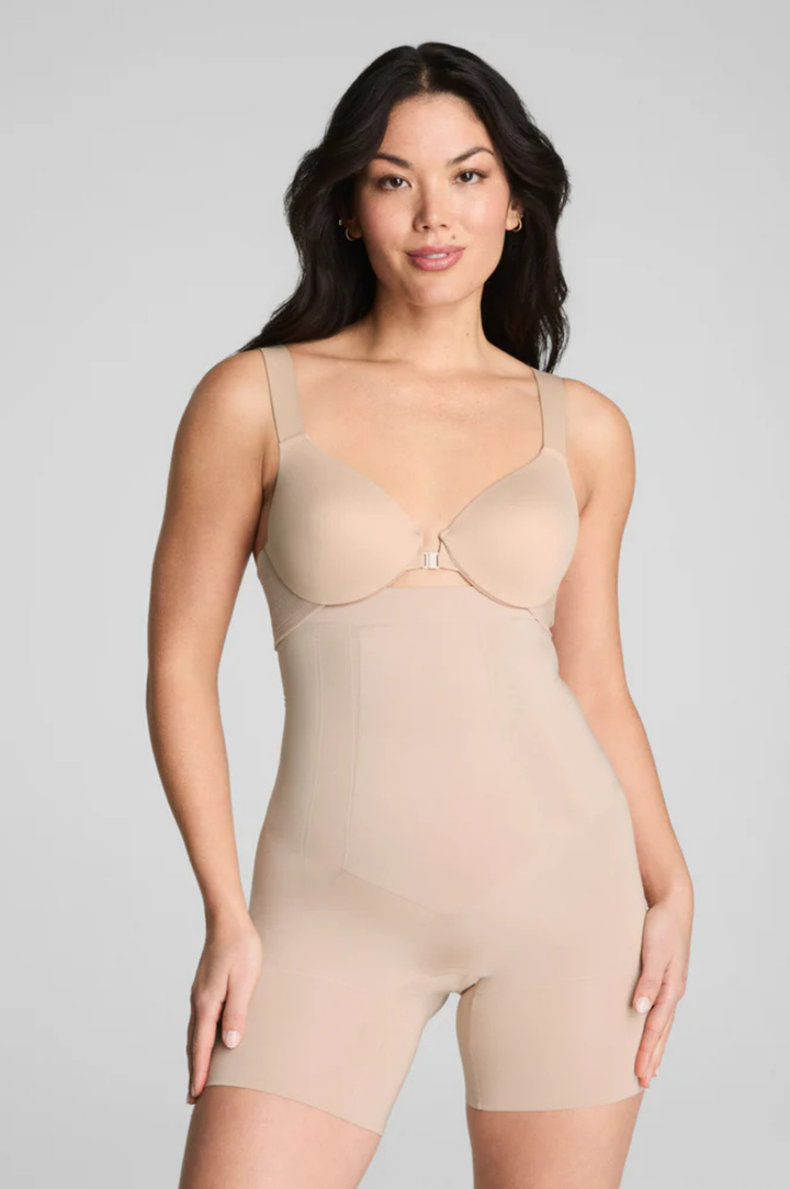 High Waisted Mid Thigh Short - Soft Nude