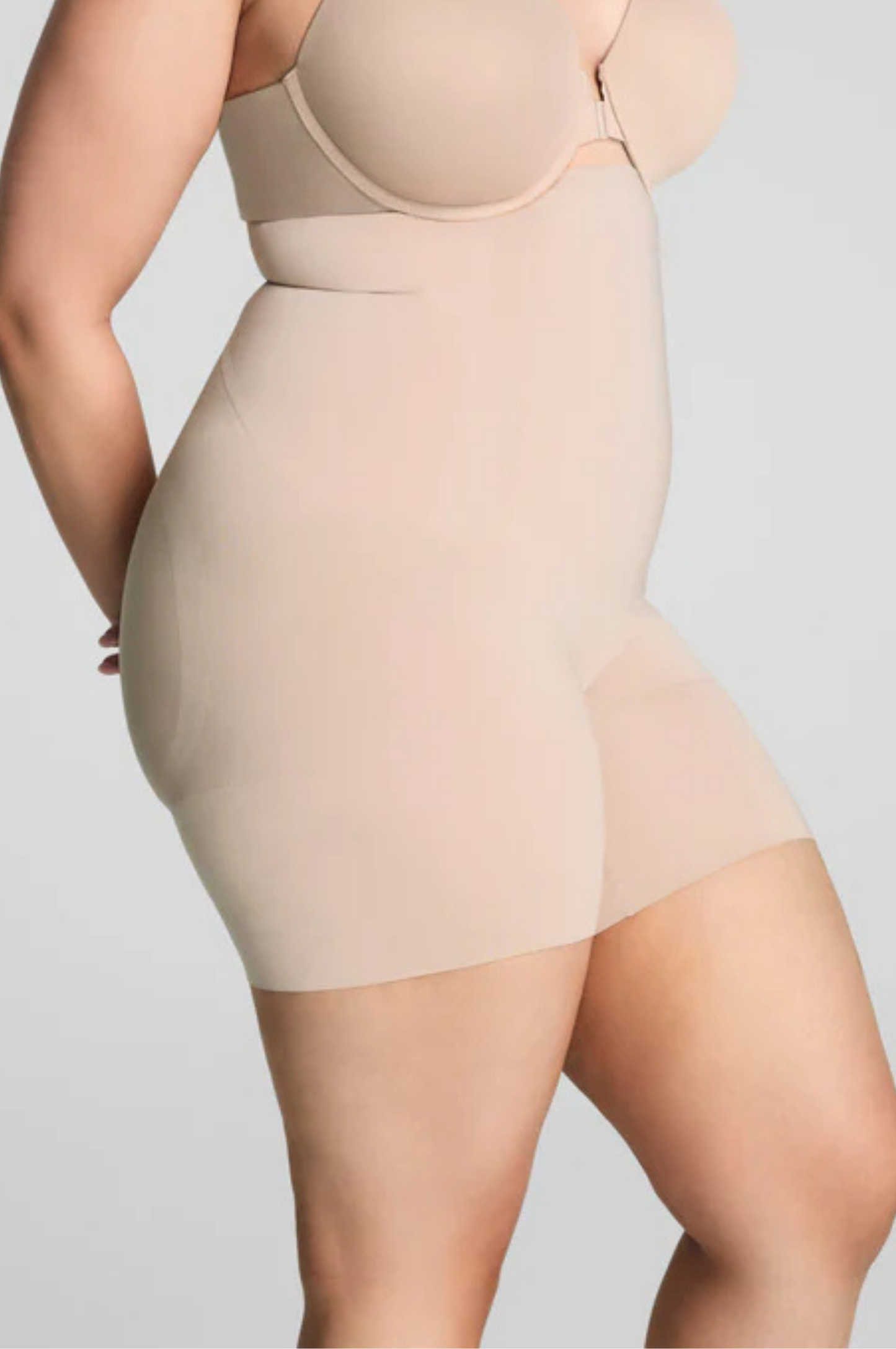 High Waisted Mid Thigh Short - Soft Nude