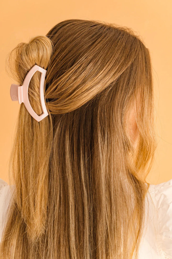 Medium Open Hair Clip - Pearly Pink