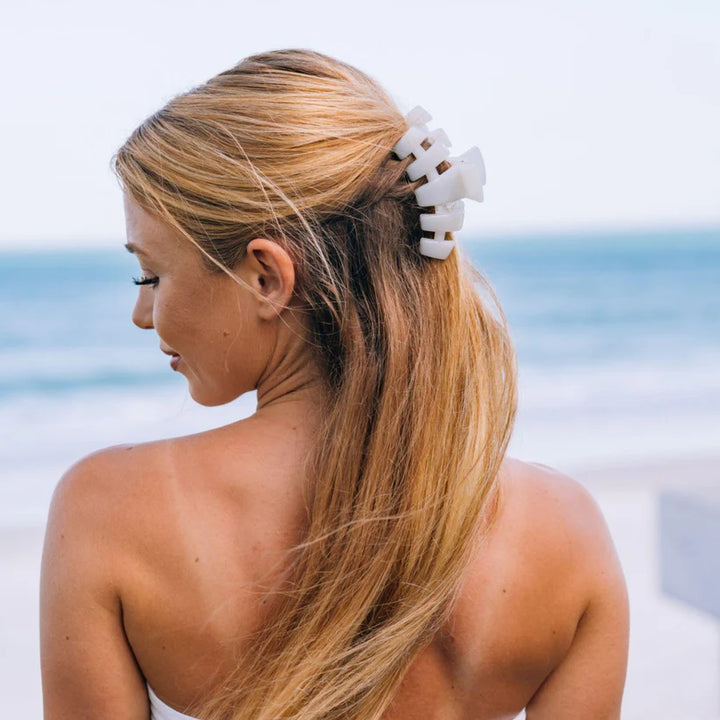 Classic Medium Hair Clip - Coconut White