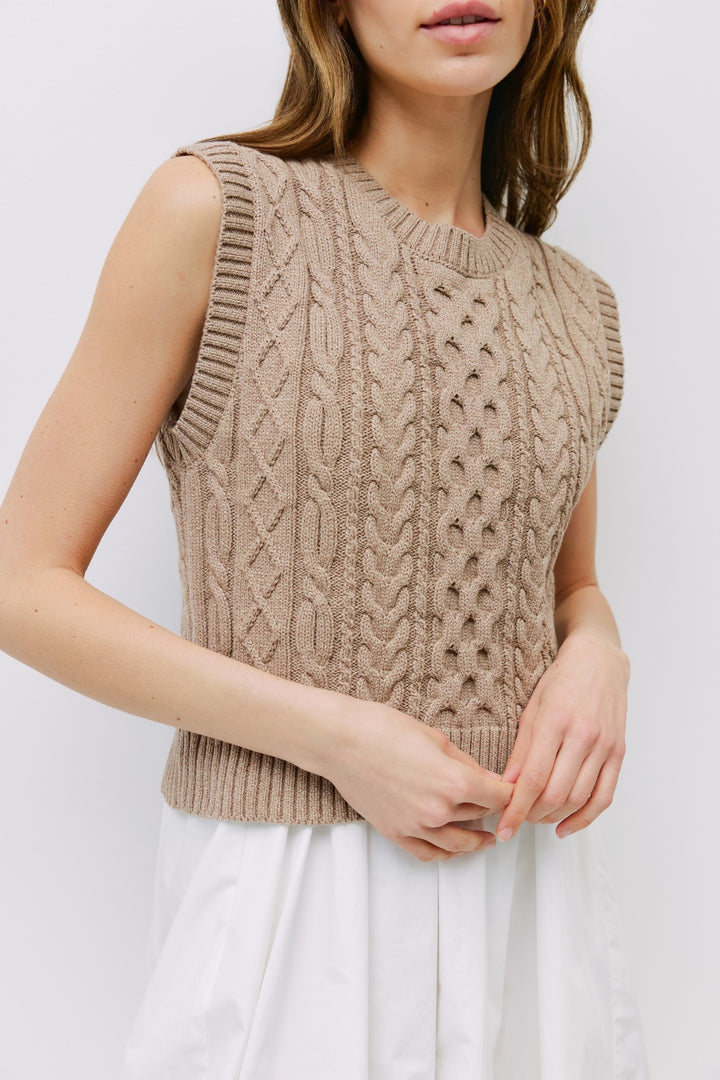 The Jesse Vest - Heather Grey